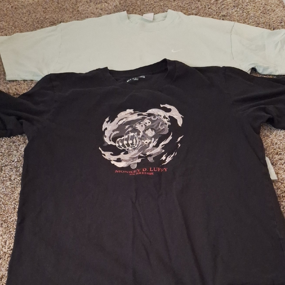 2 Mens Brand Name Tshirts Size Medium